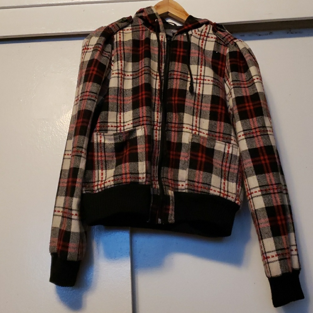 Hooded jacket